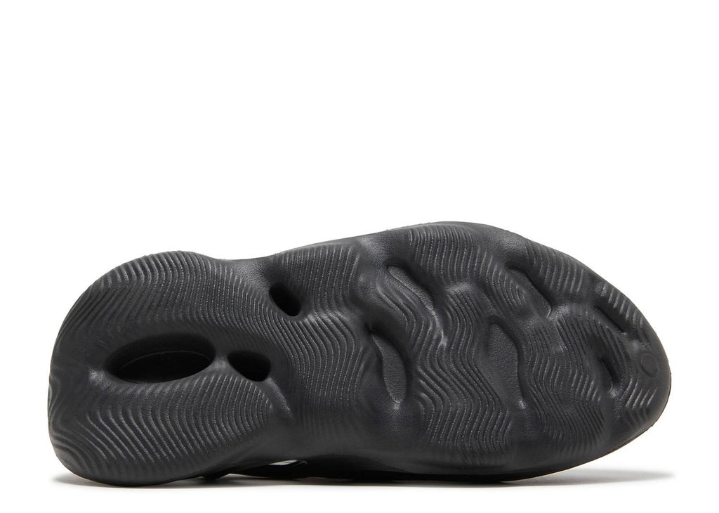 Yeezy Foam Runner 'Onyx' SALE hp8739