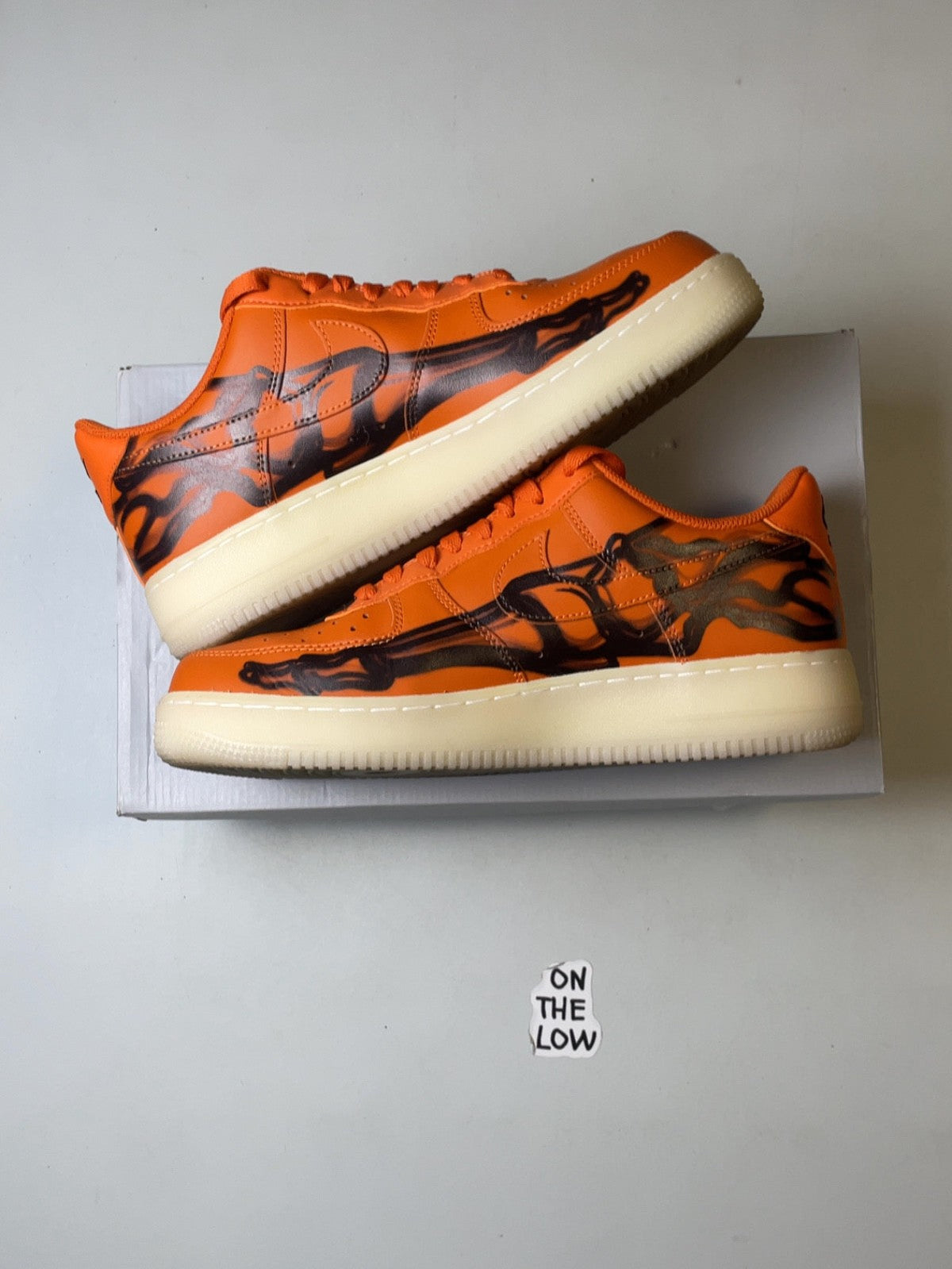 Nike Air Force 1 Low Orange Skeleton Halloween (USED)