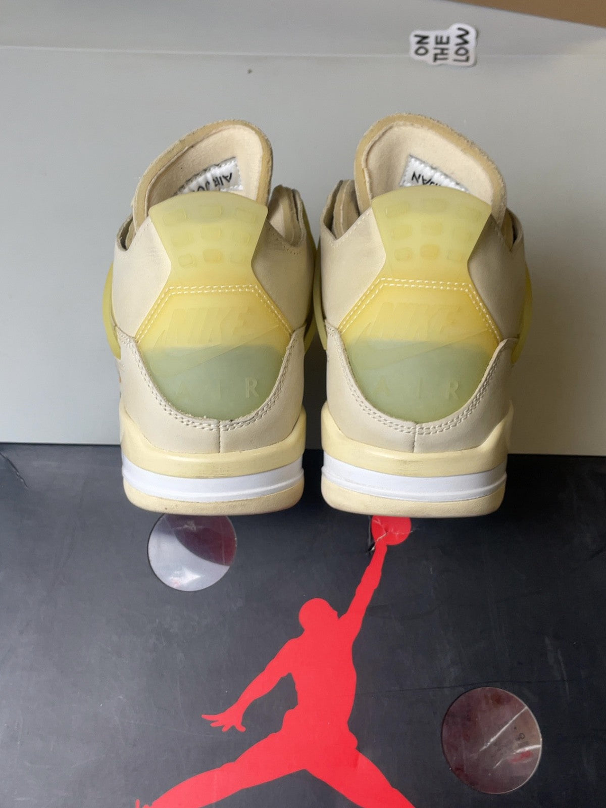 Air Jordan 4 Retro Off-White Sail (Women's) (USED)