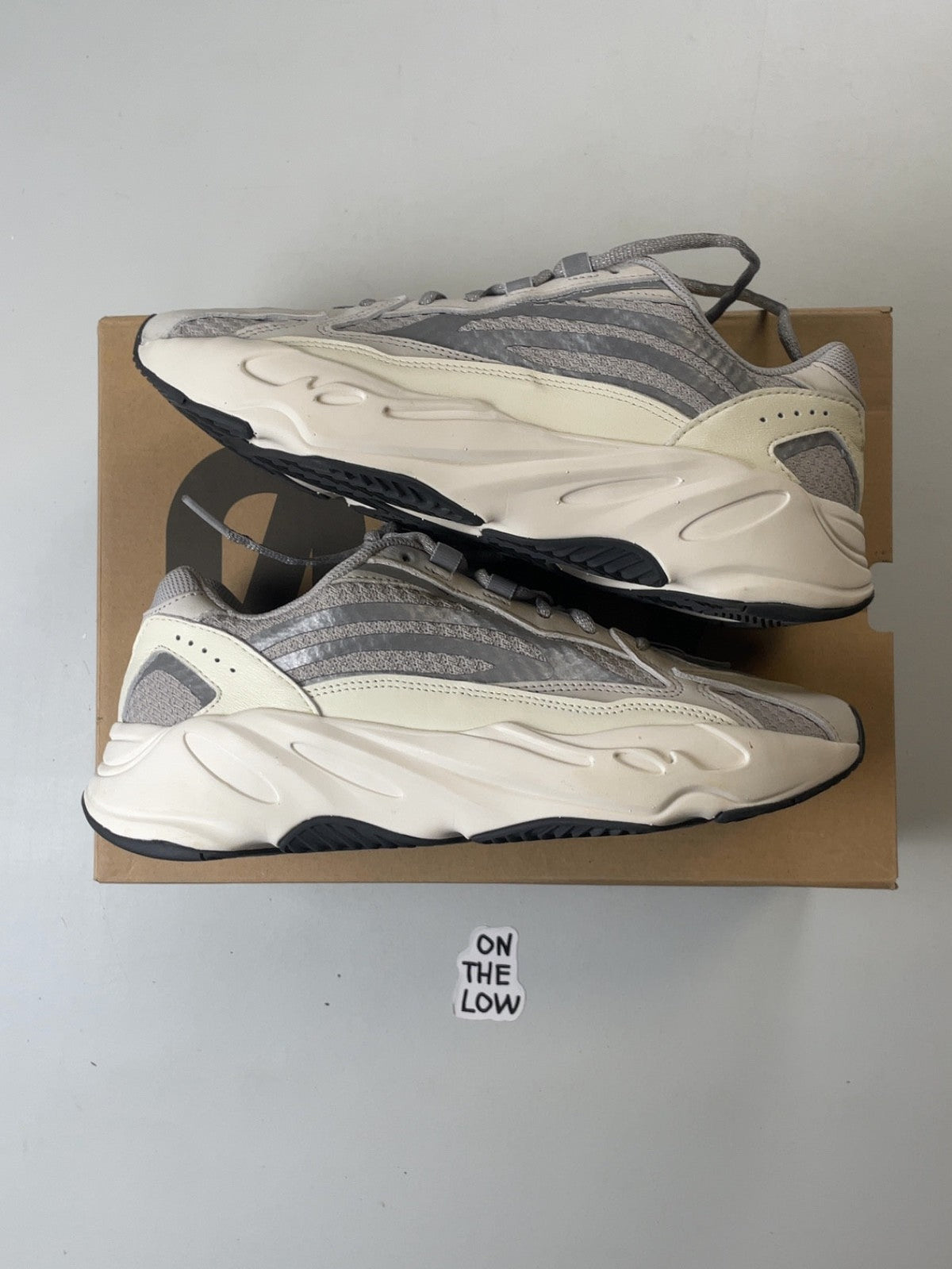 Adidas Yeezy Boost 700 V2 Static (USED)