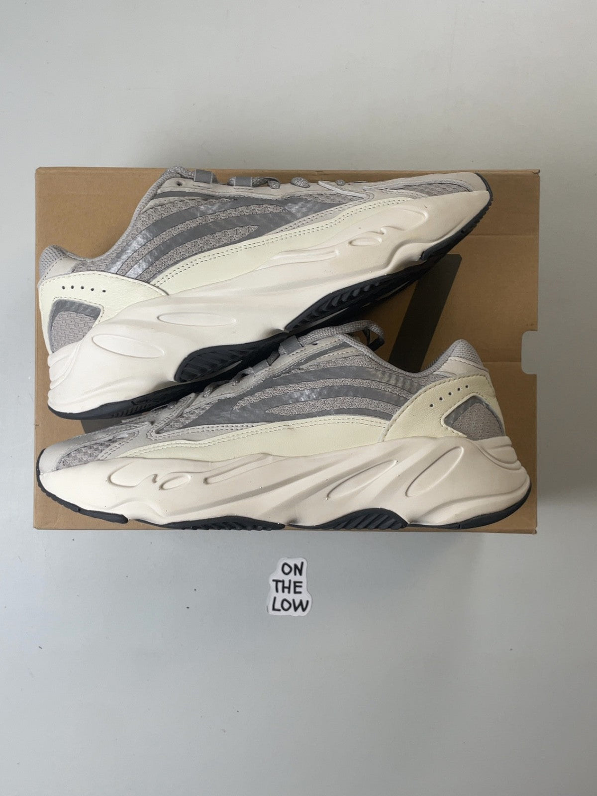 Adidas Yeezy Boost 700 V2 Static (USED)