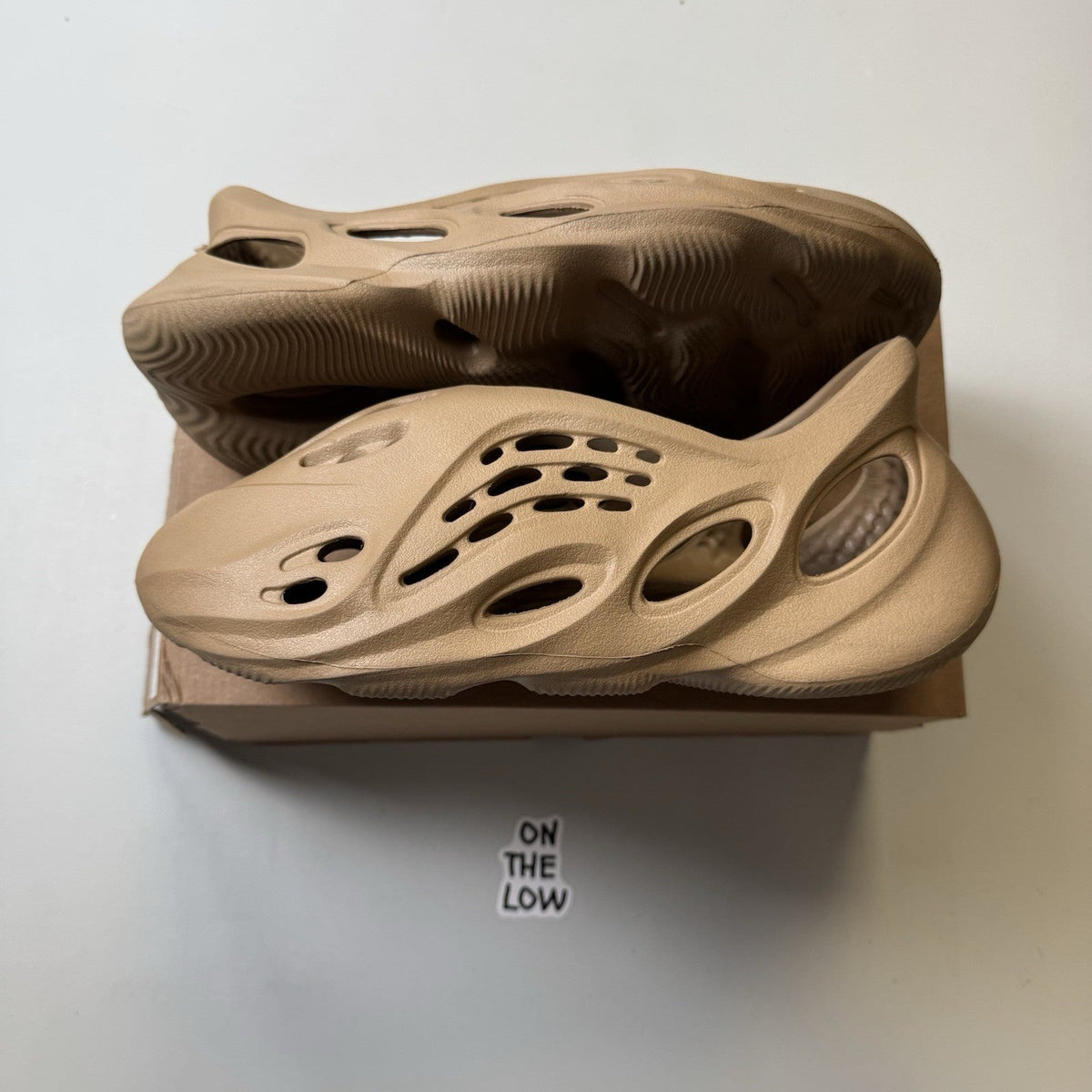 adidas Yeezy Foam RNNR Ochre (USED)