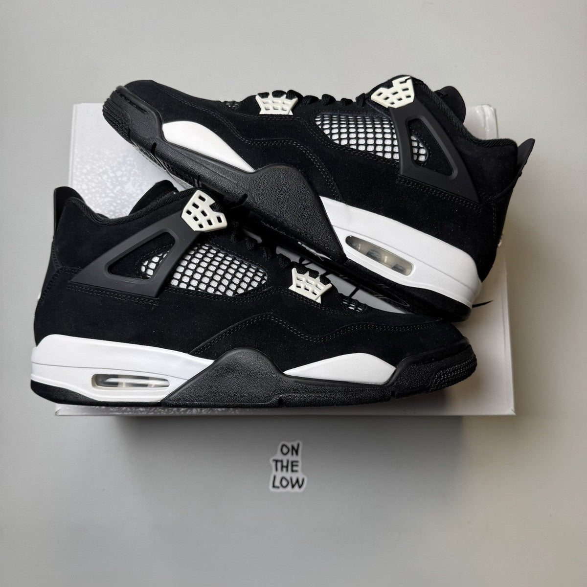 Nike Air Jordan 4 Retro White Thunder