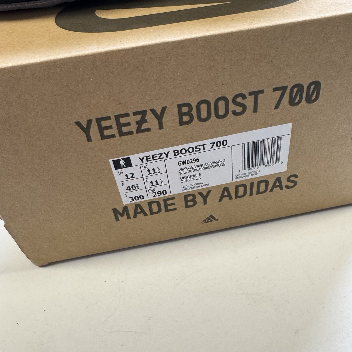adidas Yeezy Boost 700 Wash Orange (USED)