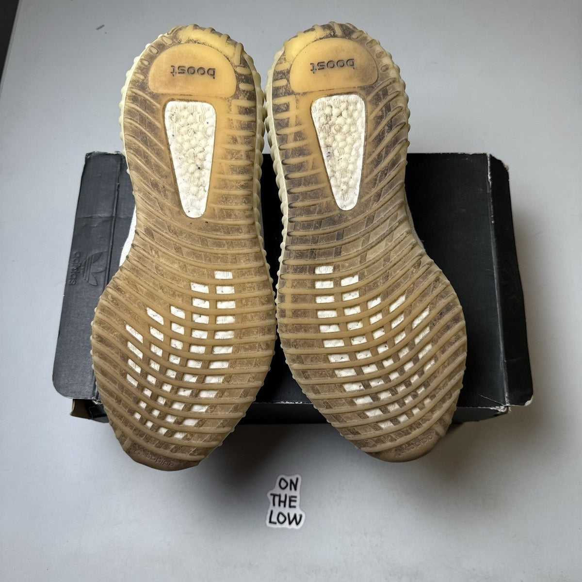 Adidas Yeezy Boost 350 V2 Bone (USED)