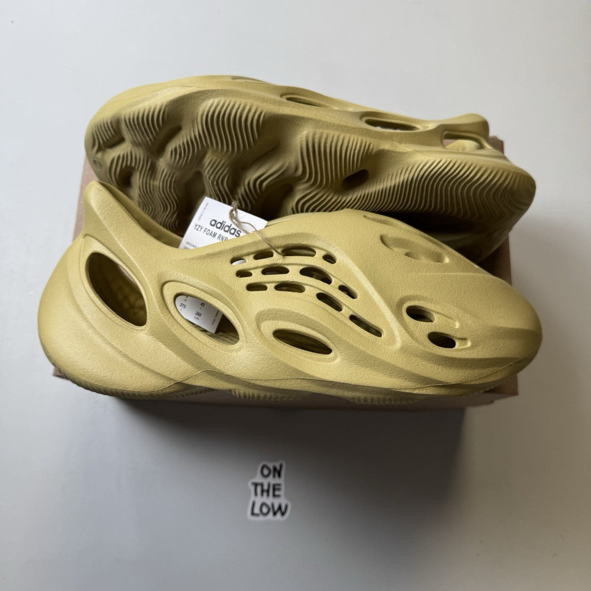 Adidas Yeezy Foam RNNR Sulfur (USED)