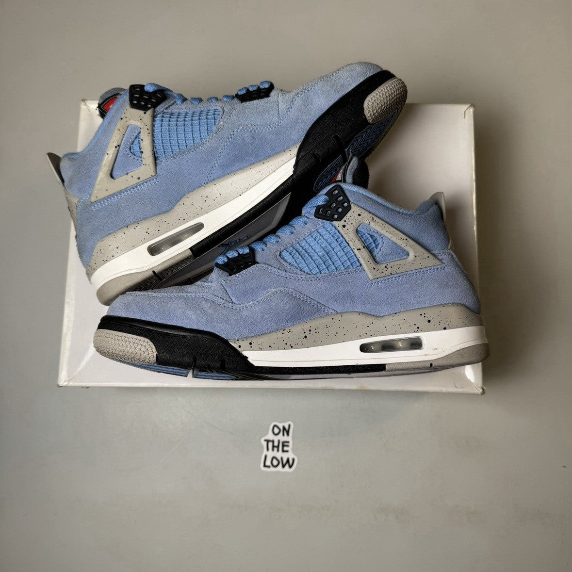 Jordan 4 Retro University Blue (USED)