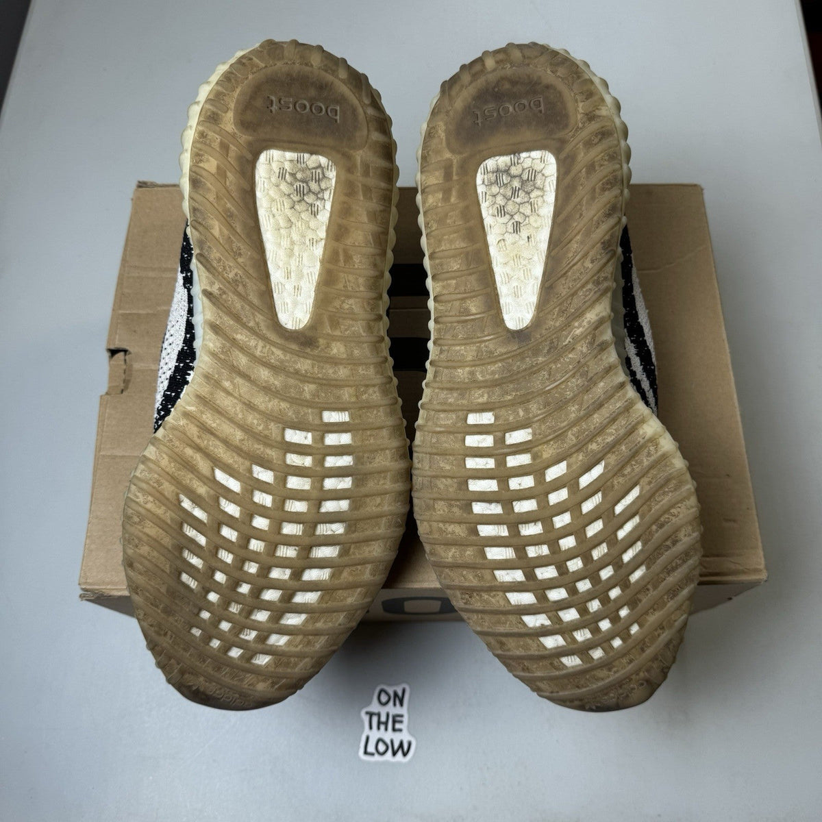 Adidas Yeezy Boost 350 V2 Zebra (USED)