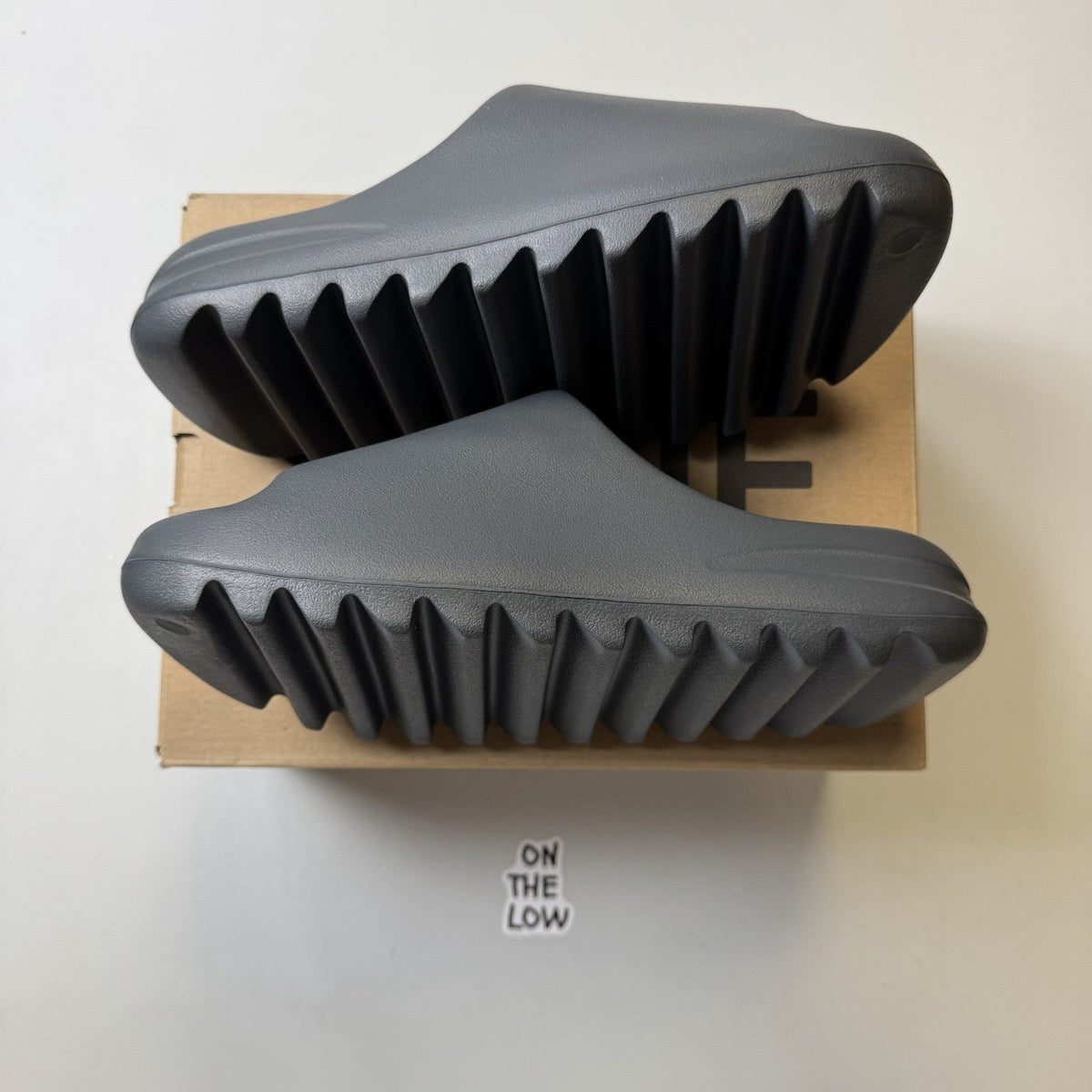 Adidas Yeezy Slide Slate Grey