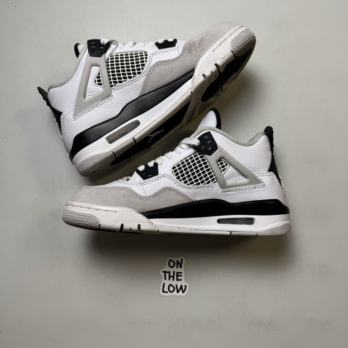 Jordan 4 Retro Military Black (USED)