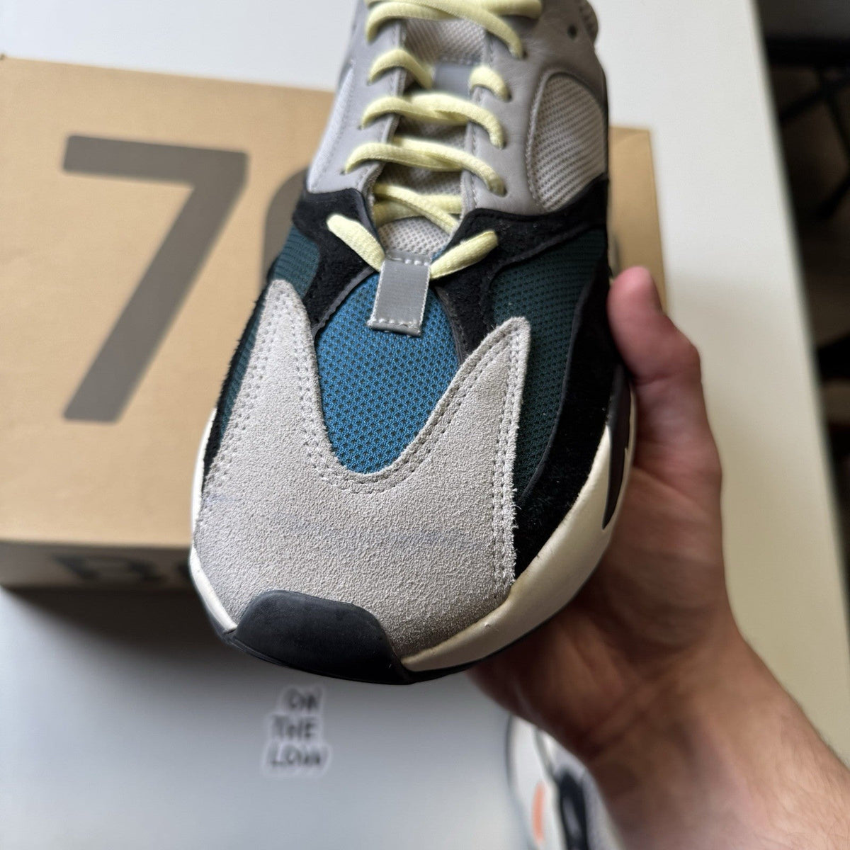 Adidas Yeezy Boost 700 Wave Runner (USED)