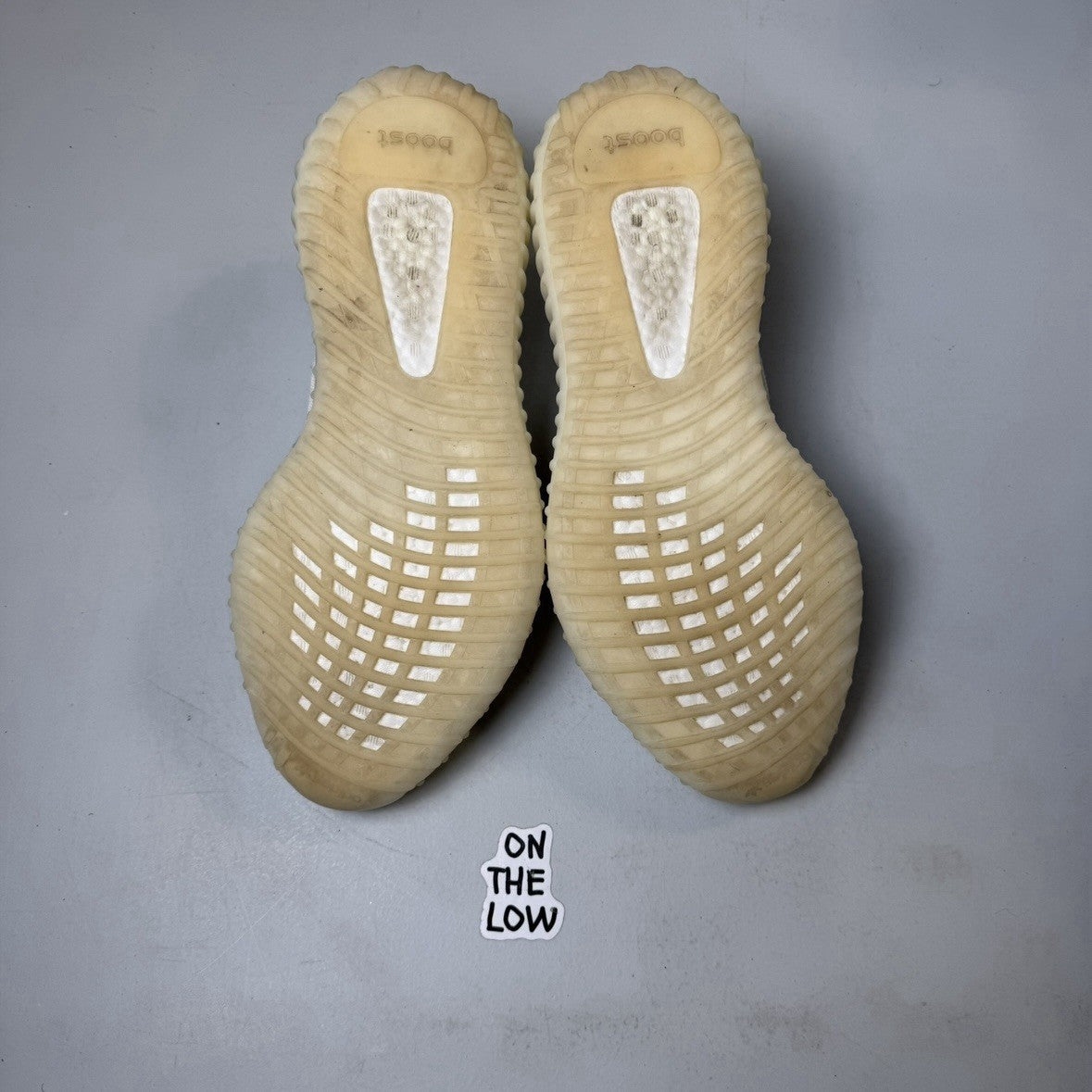 Adidas Yeezy Boost 350 V2 Bone (USED)