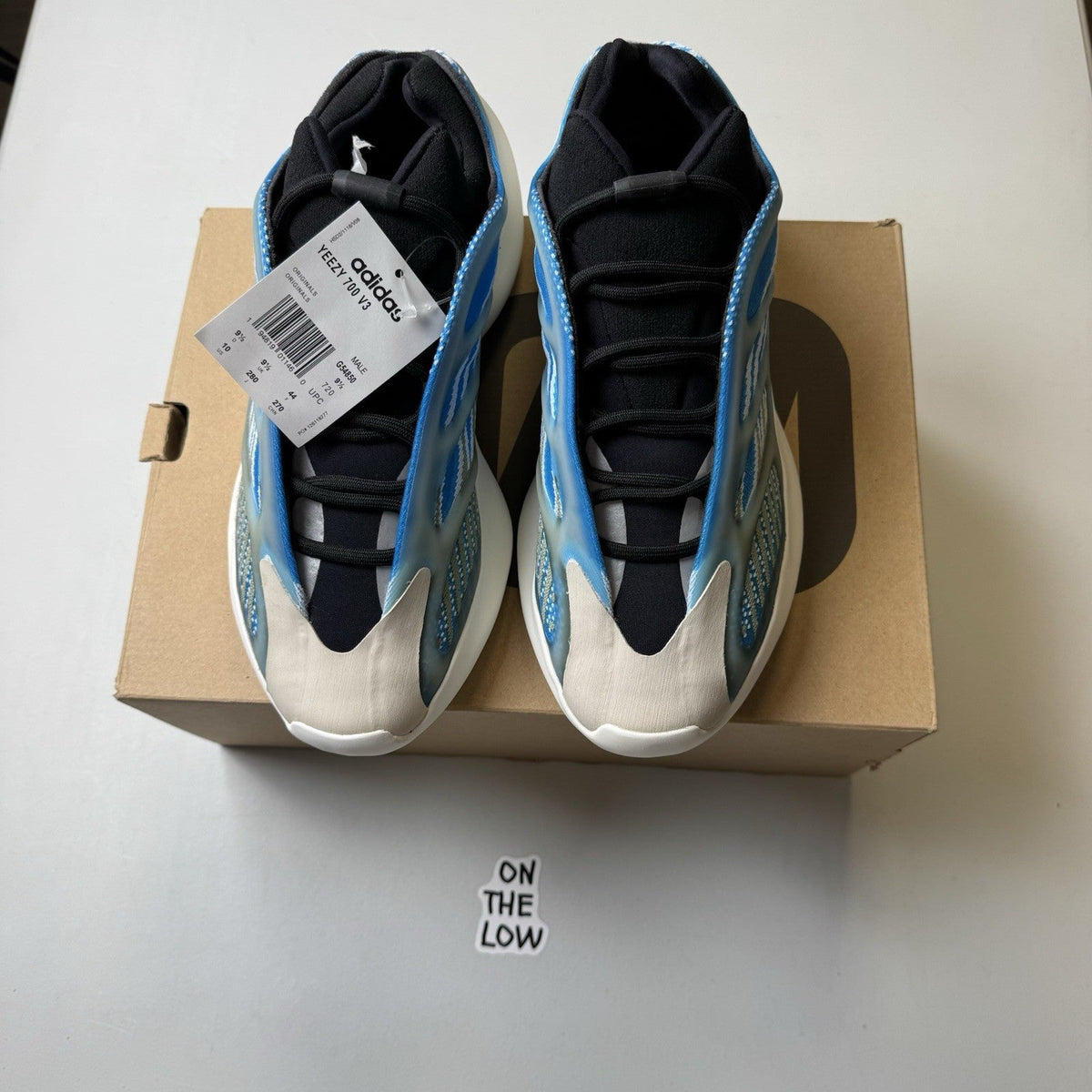 Adidas Yeezy 700 V3 Azareth