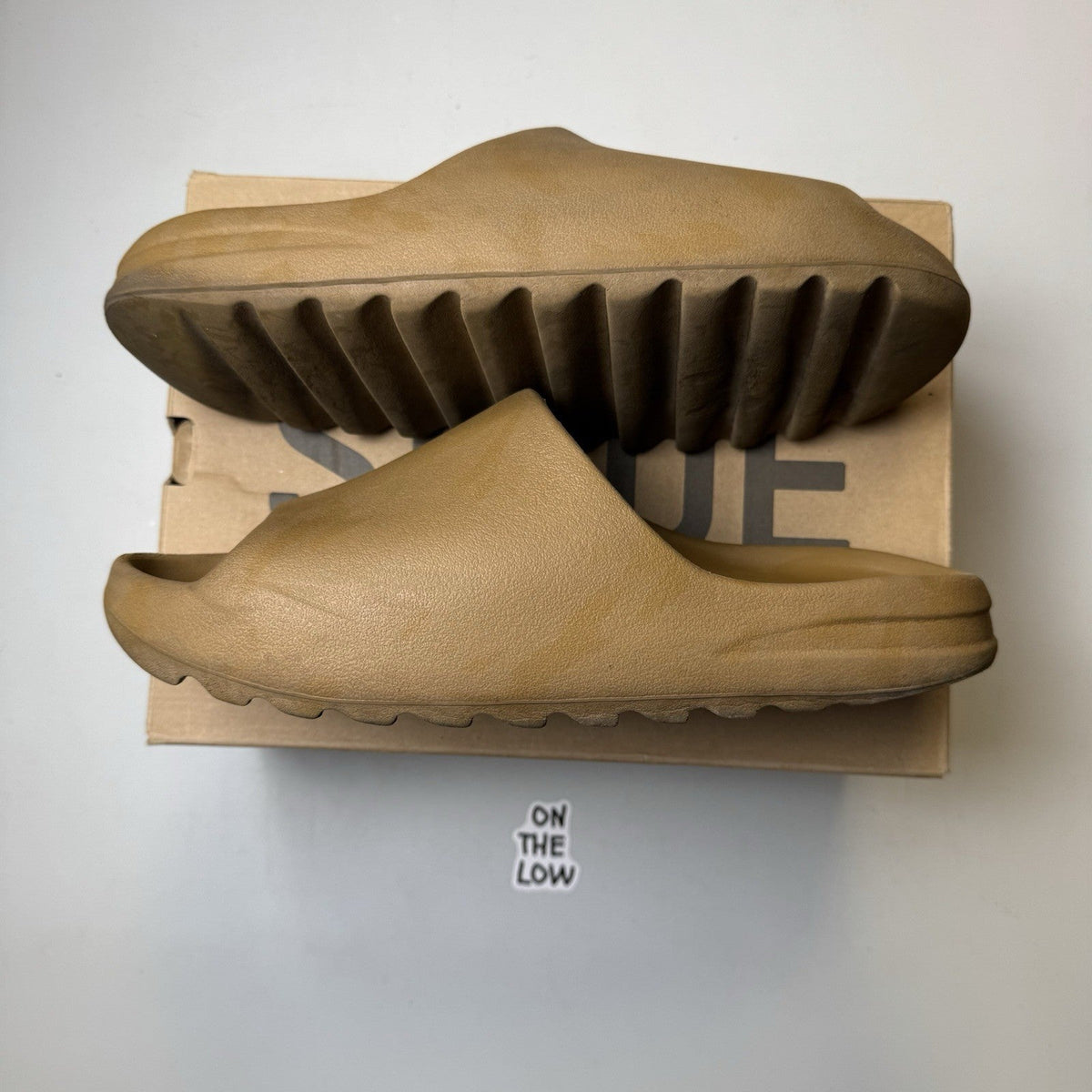 Adidas Yeezy Slide Ochre (USED)