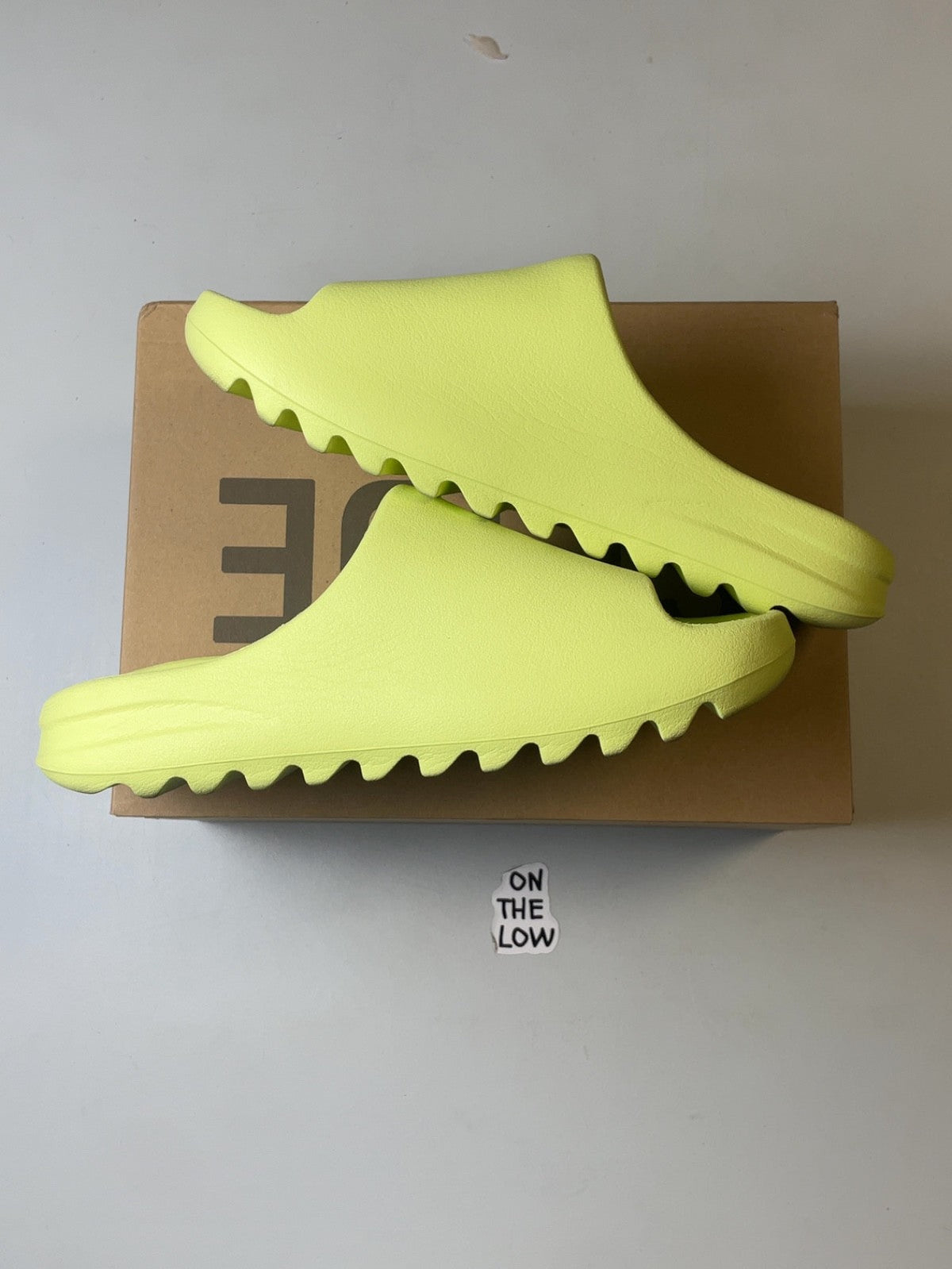 Adidas Yeezy Slide Glow Green 2022/2023 Restock (USED)