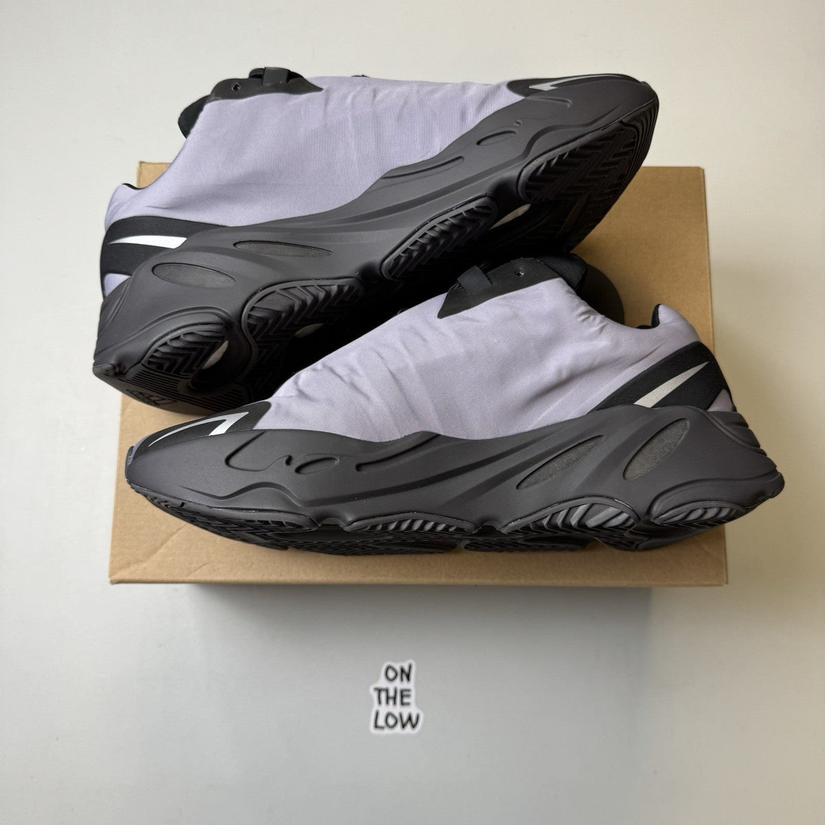 Adidas Yeezy Boost 700 MNVN Geode