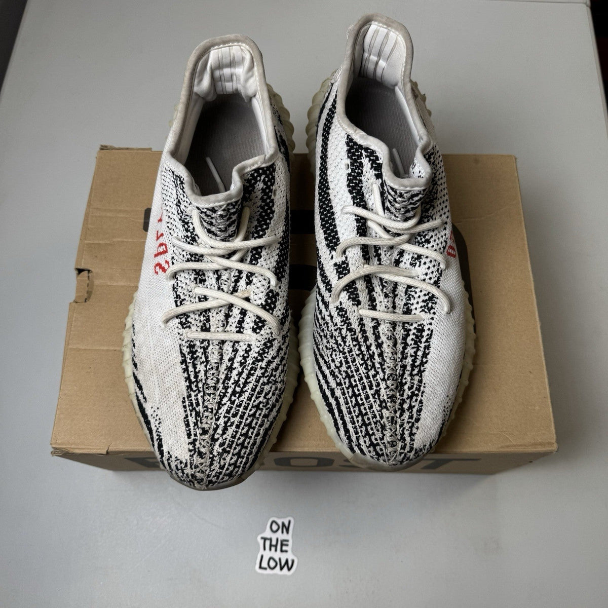 Adidas Yeezy Boost 350 V2 Zebra (USED)