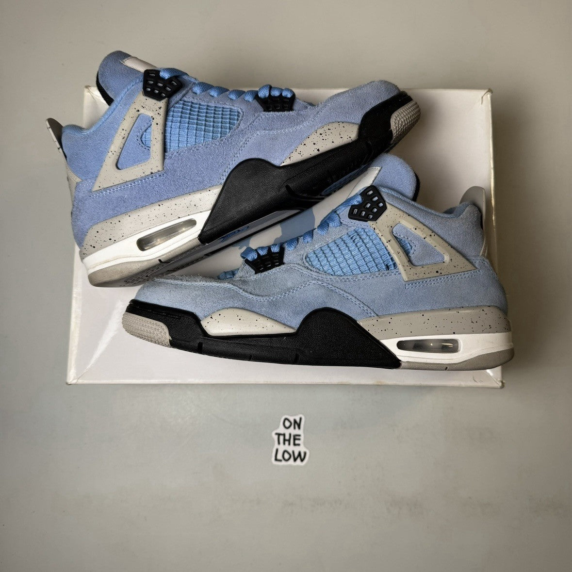 Jordan 4 Retro University Blue (USED)