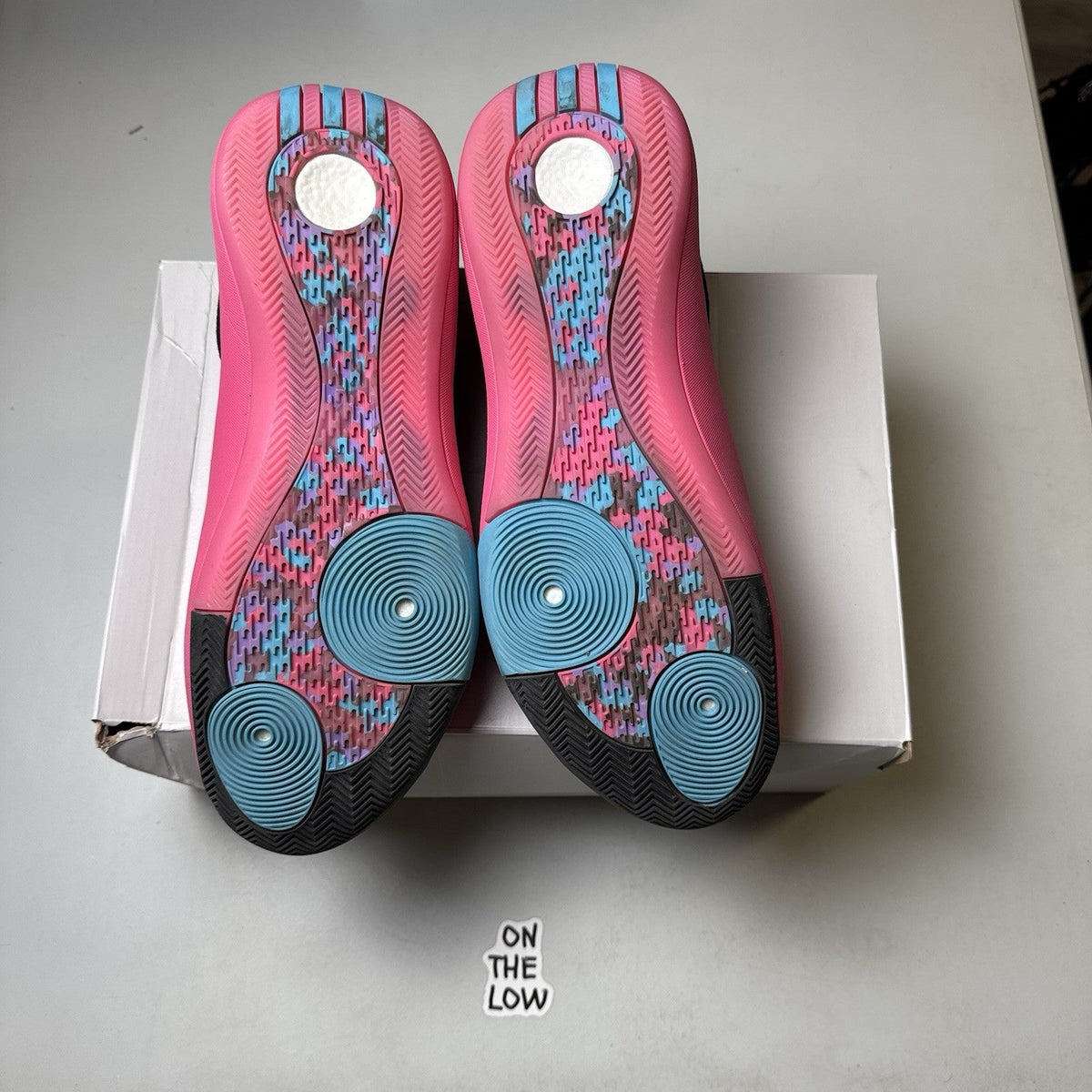 Adidas Harden Vol. 8 Miami Nights (USED)