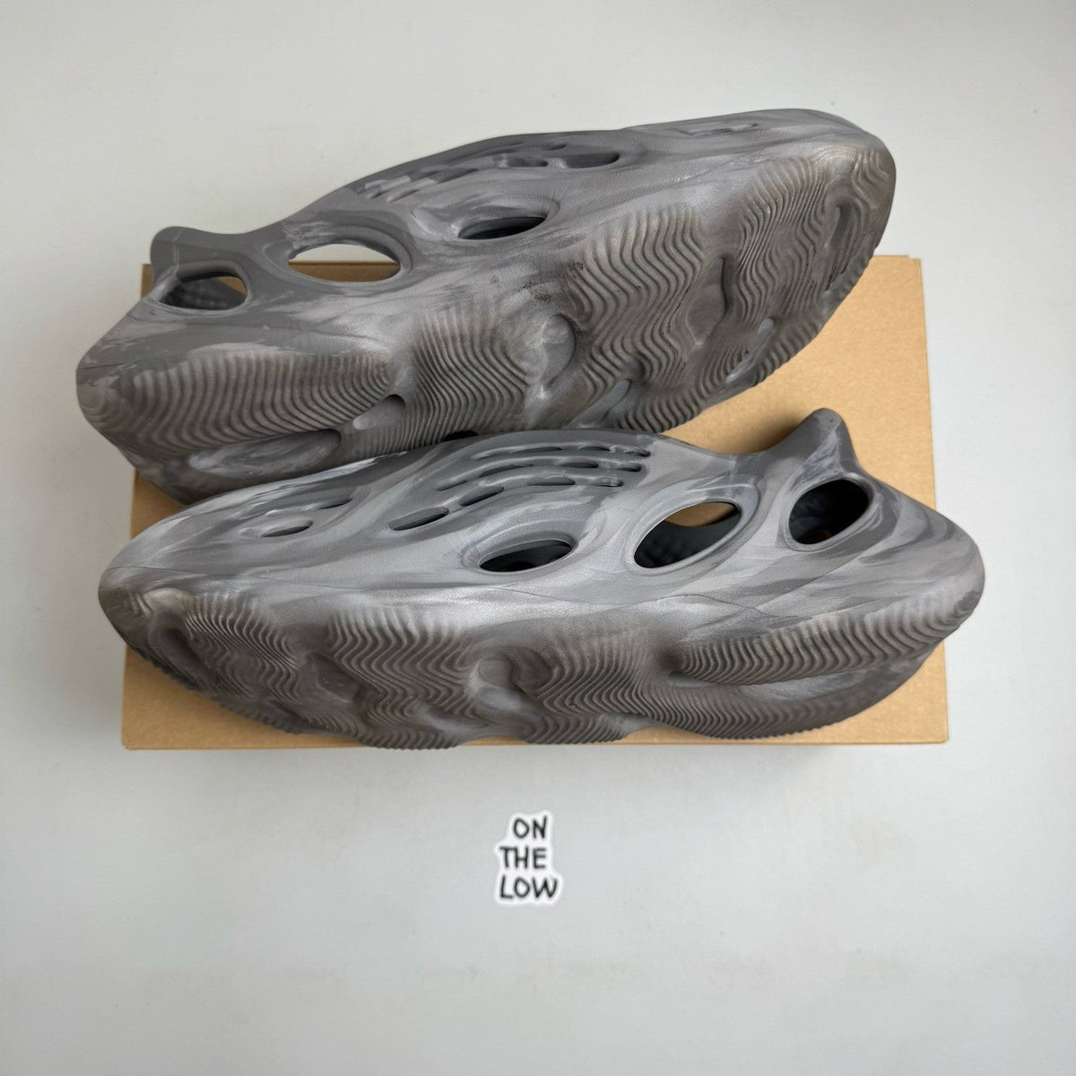Adidas Yeezy Foam Runner MX Granite (USED)