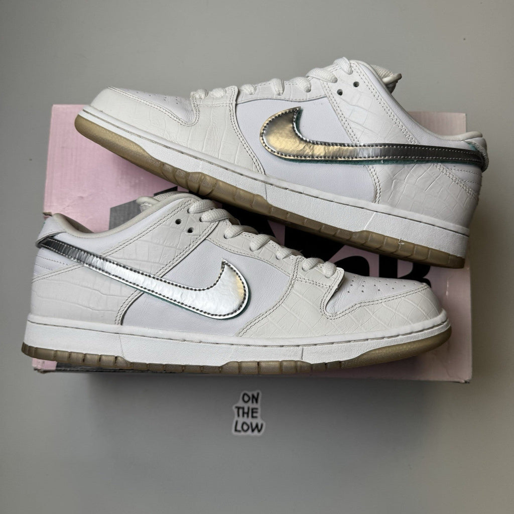 Nike SB Dunk Low Pro x Diamond Supply Co. White Diamond (USED)