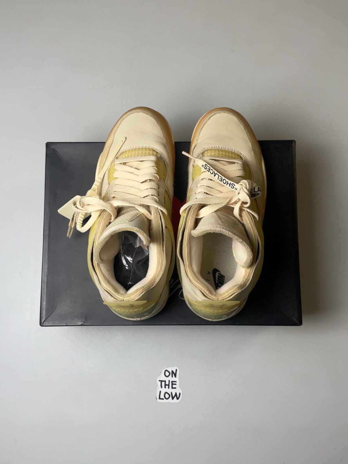 Air Jordan 4 Retro Off-White Sail (Women's) (USED)