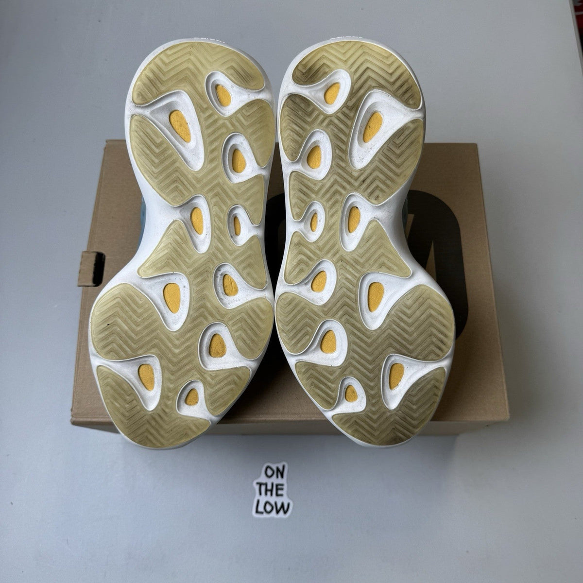 Adidas Yeezy 700 V3 Arzareth (USED)
