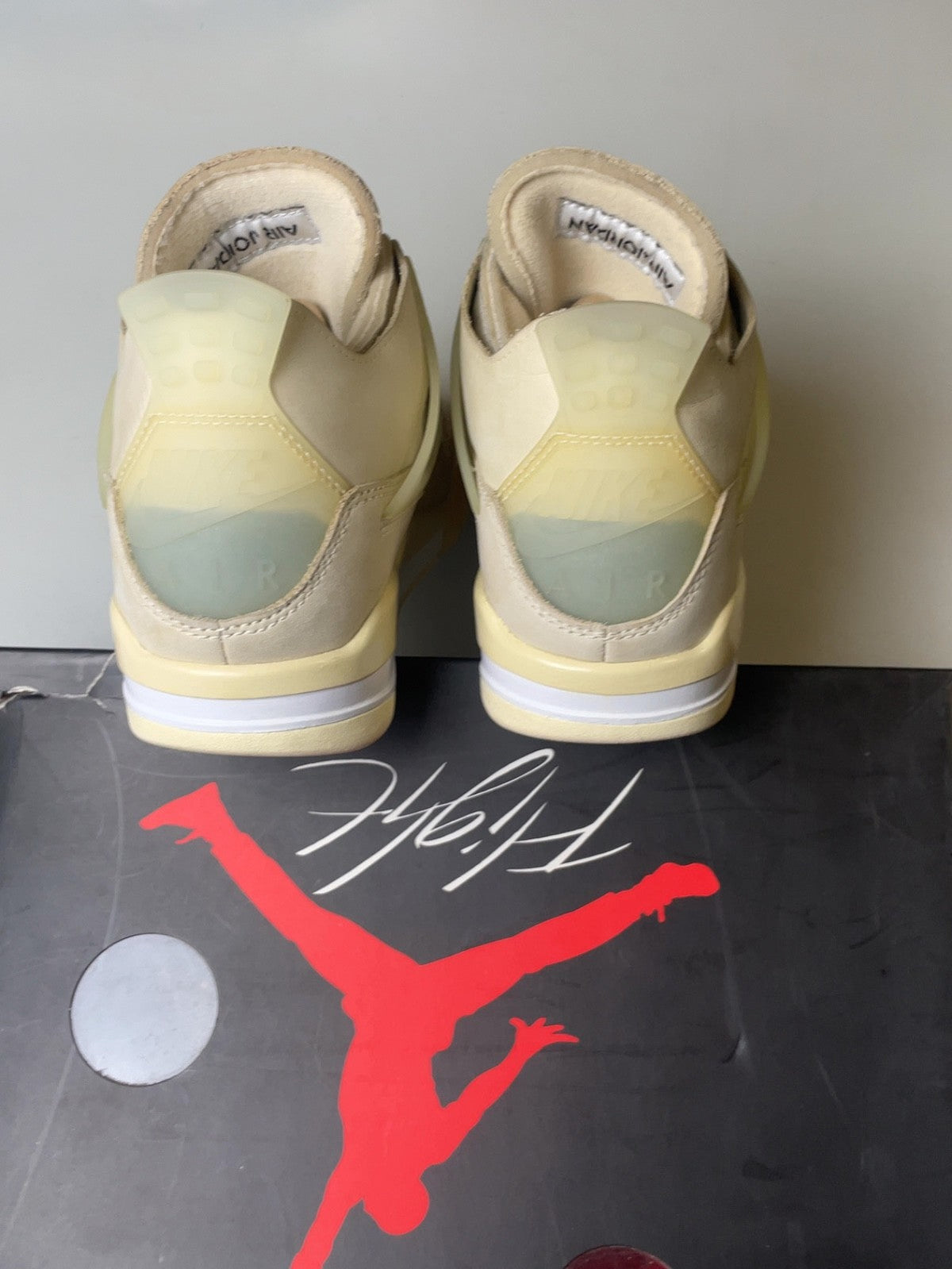 Air Jordan 4 Retro Off-White Sail (Women's) (USED)
