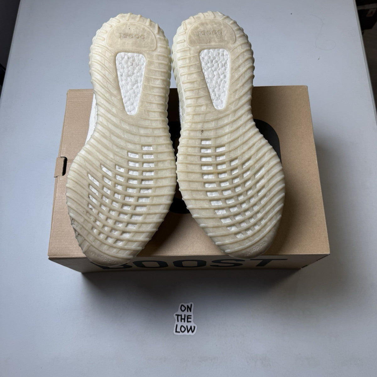 Adidas Yeezy Boost 350 V2 Bone (USED)