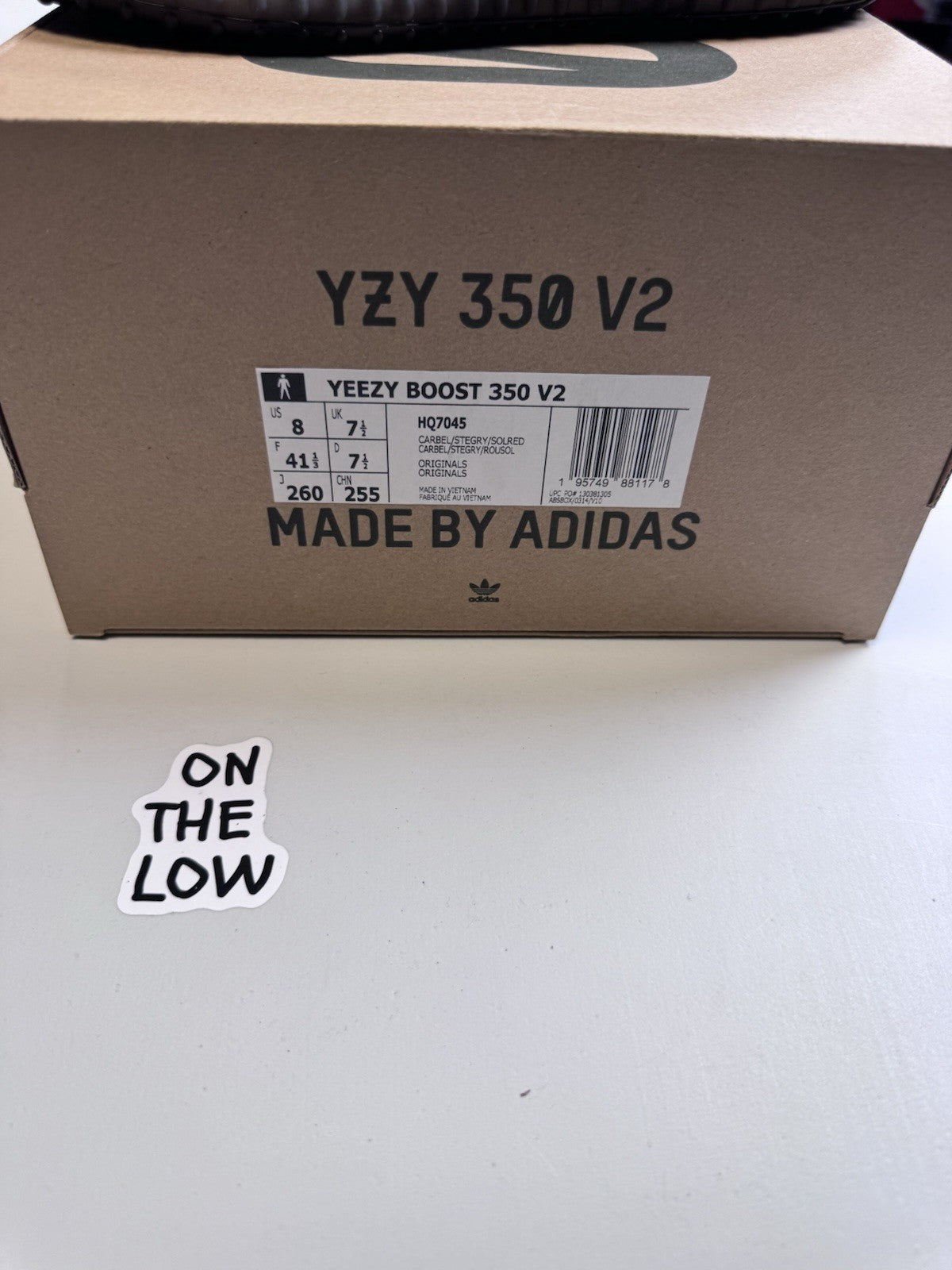 Adidas Yeezy Boost 350 V2 Carbon Beluga