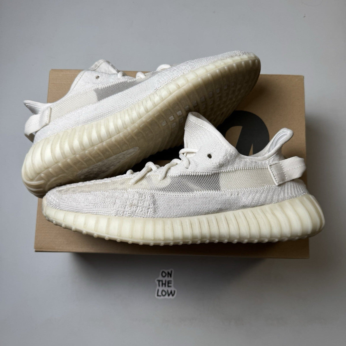 Adidas Yeezy Boost 350 V2 Bone (USED)
