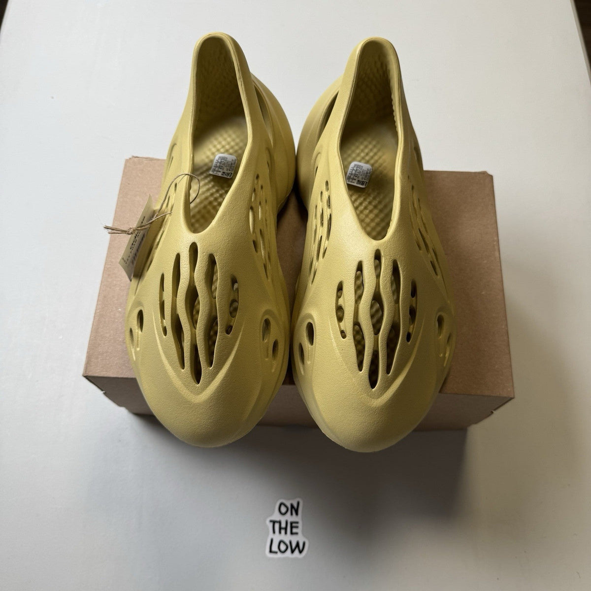 Adidas Yeezy Foam RNNR Sulfur (USED)