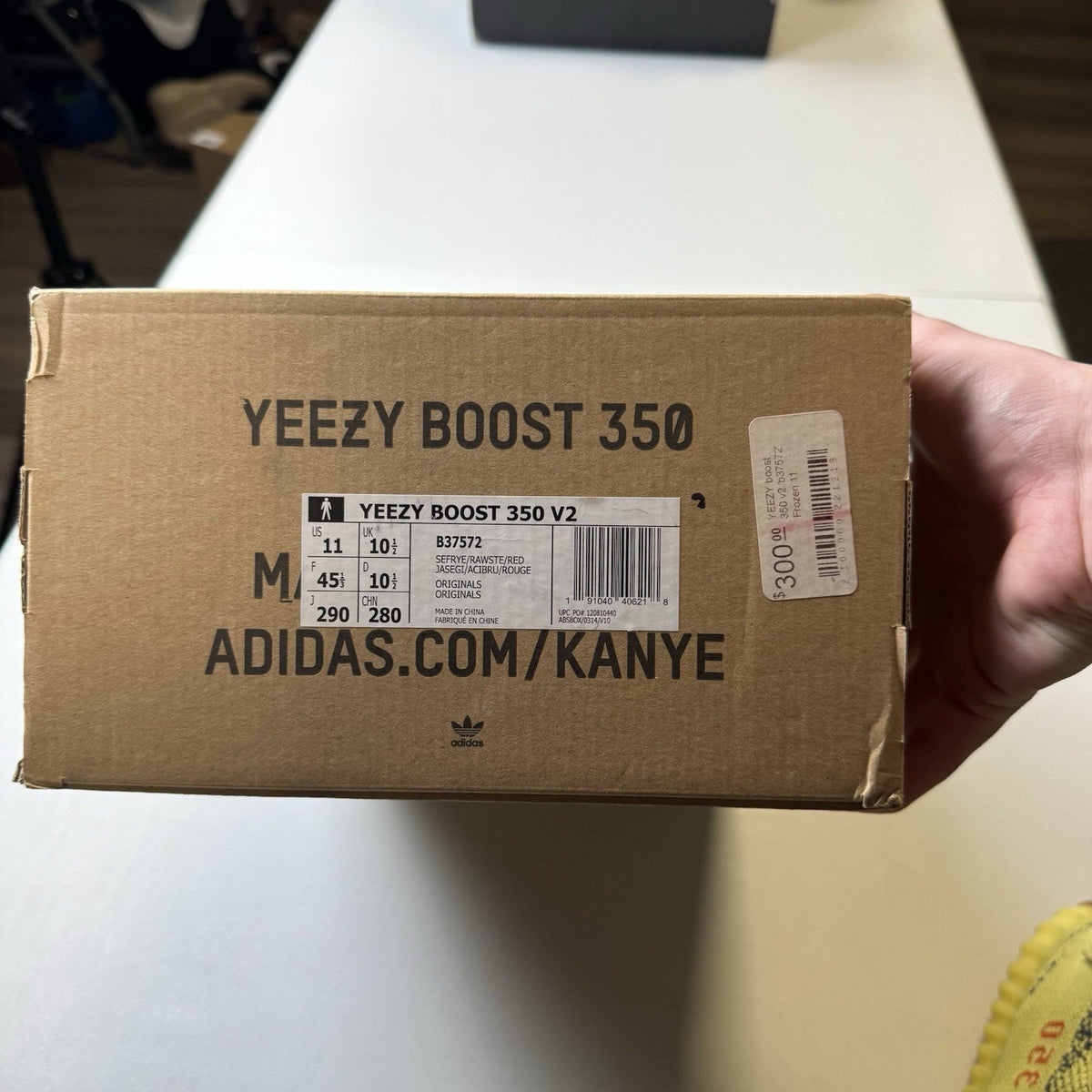 Adidas Yeezy Boost 350 V2 Semi Frozen (USED)
