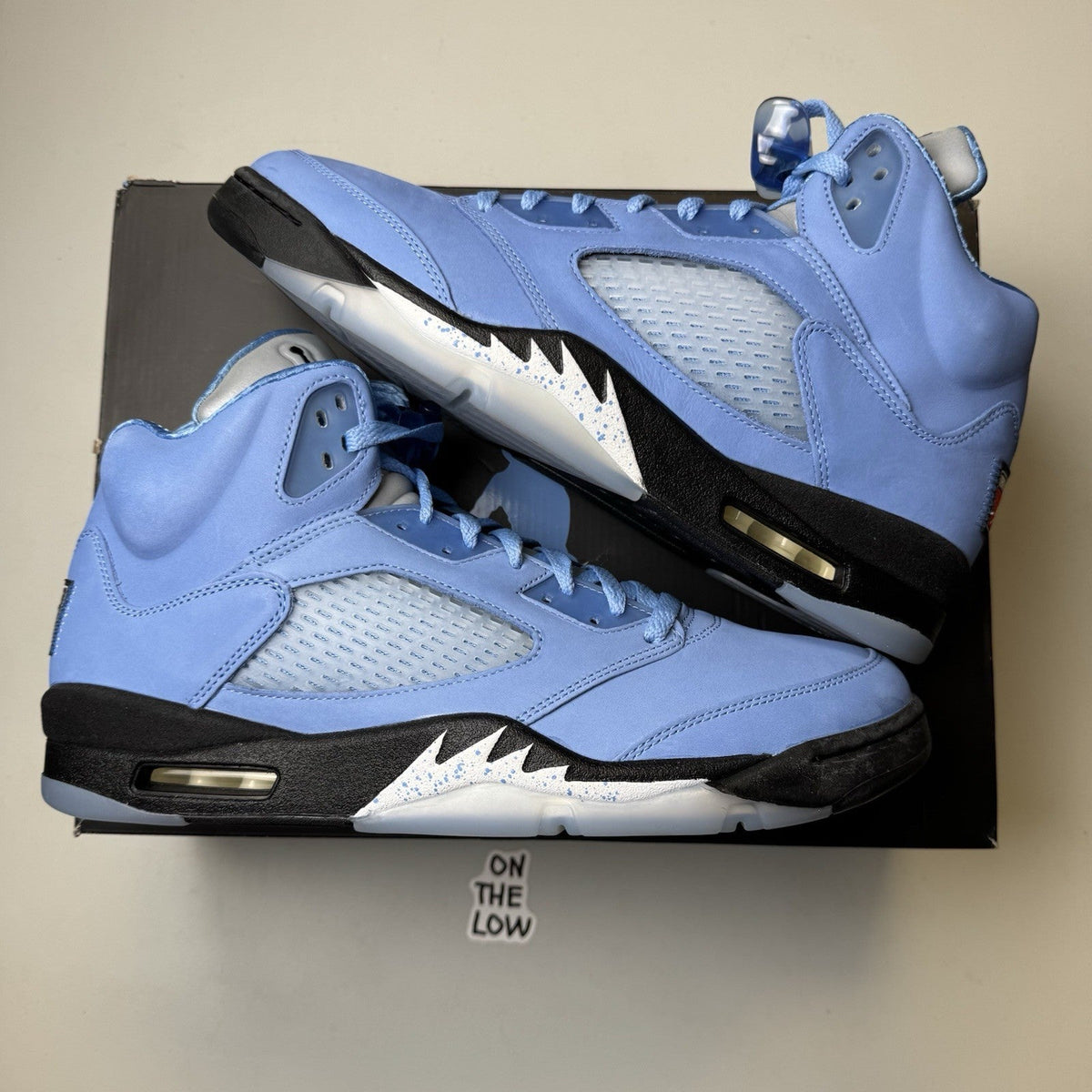 Nike Air Jordan 5 Retro UNC University Blue