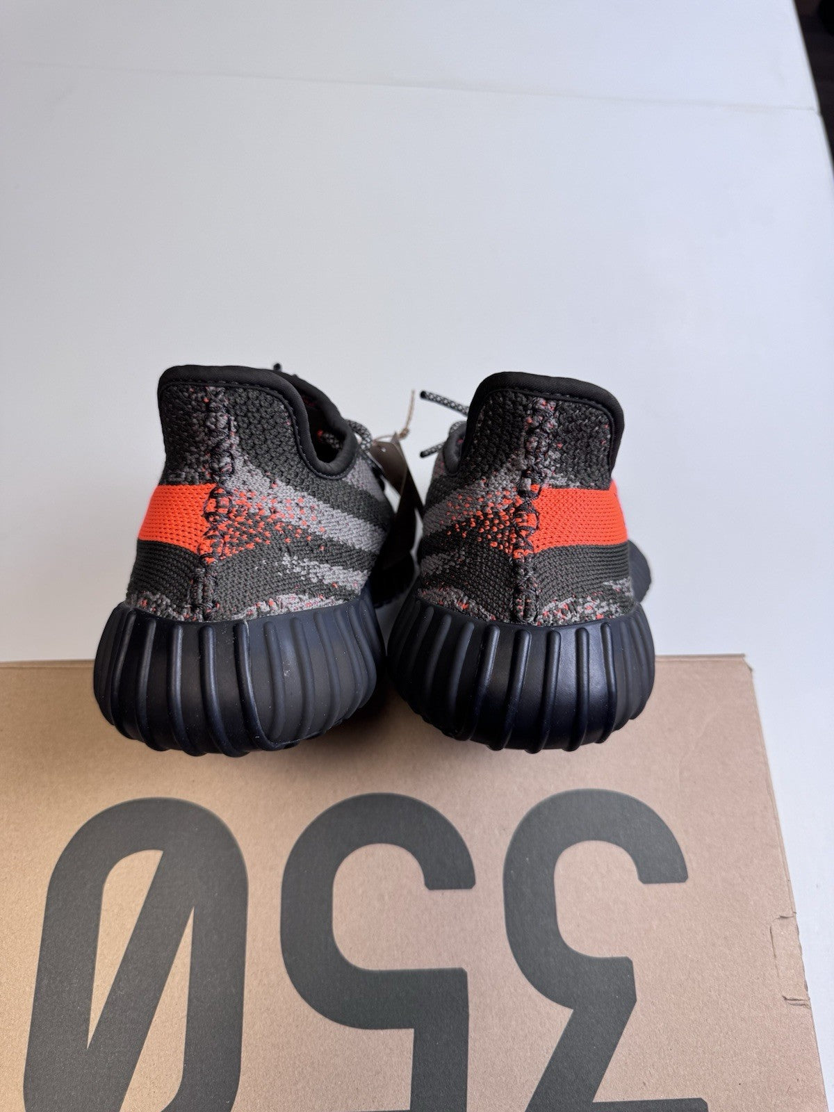 Adidas Yeezy Boost 350 V2 Carbon Beluga