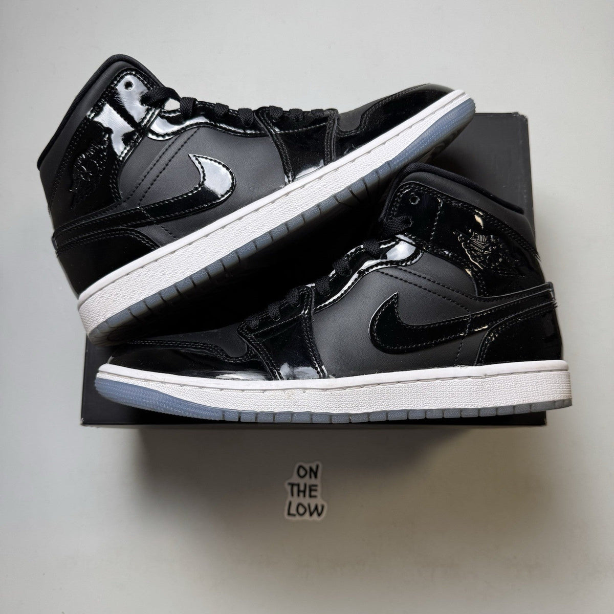 Nike Air Jordan 1 Mid SE Space (USED)