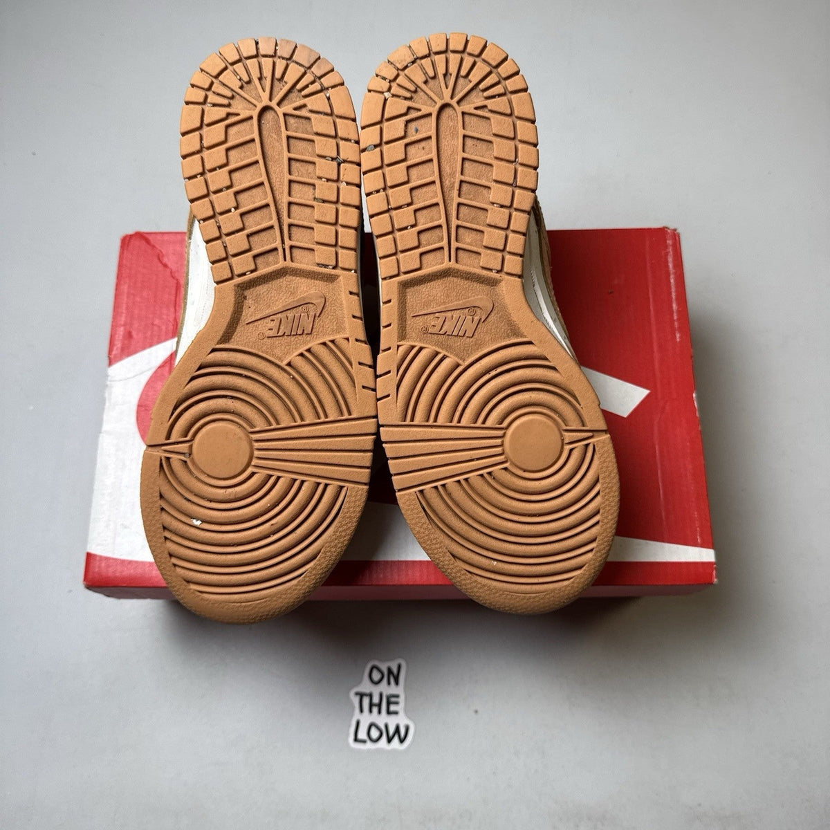 Nike Dunk Low Harvest Moon (USED)
