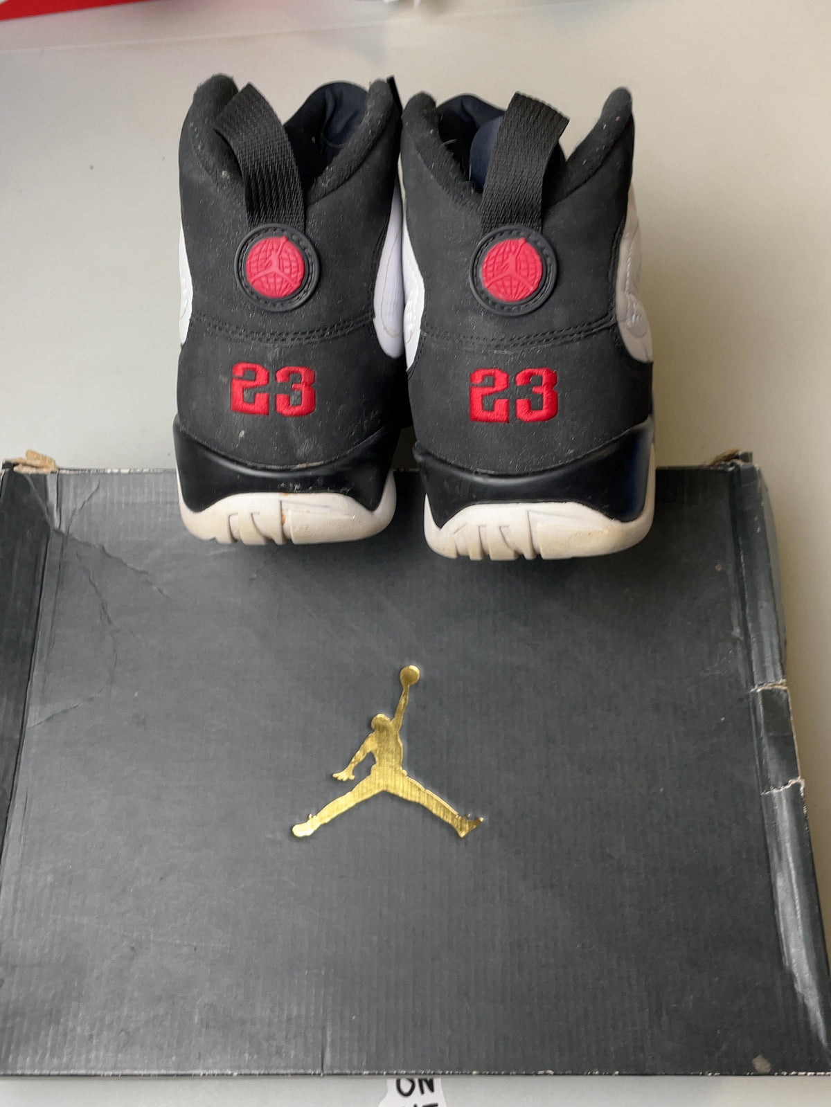 Jordan 9 Retro OG (2016) (USED)