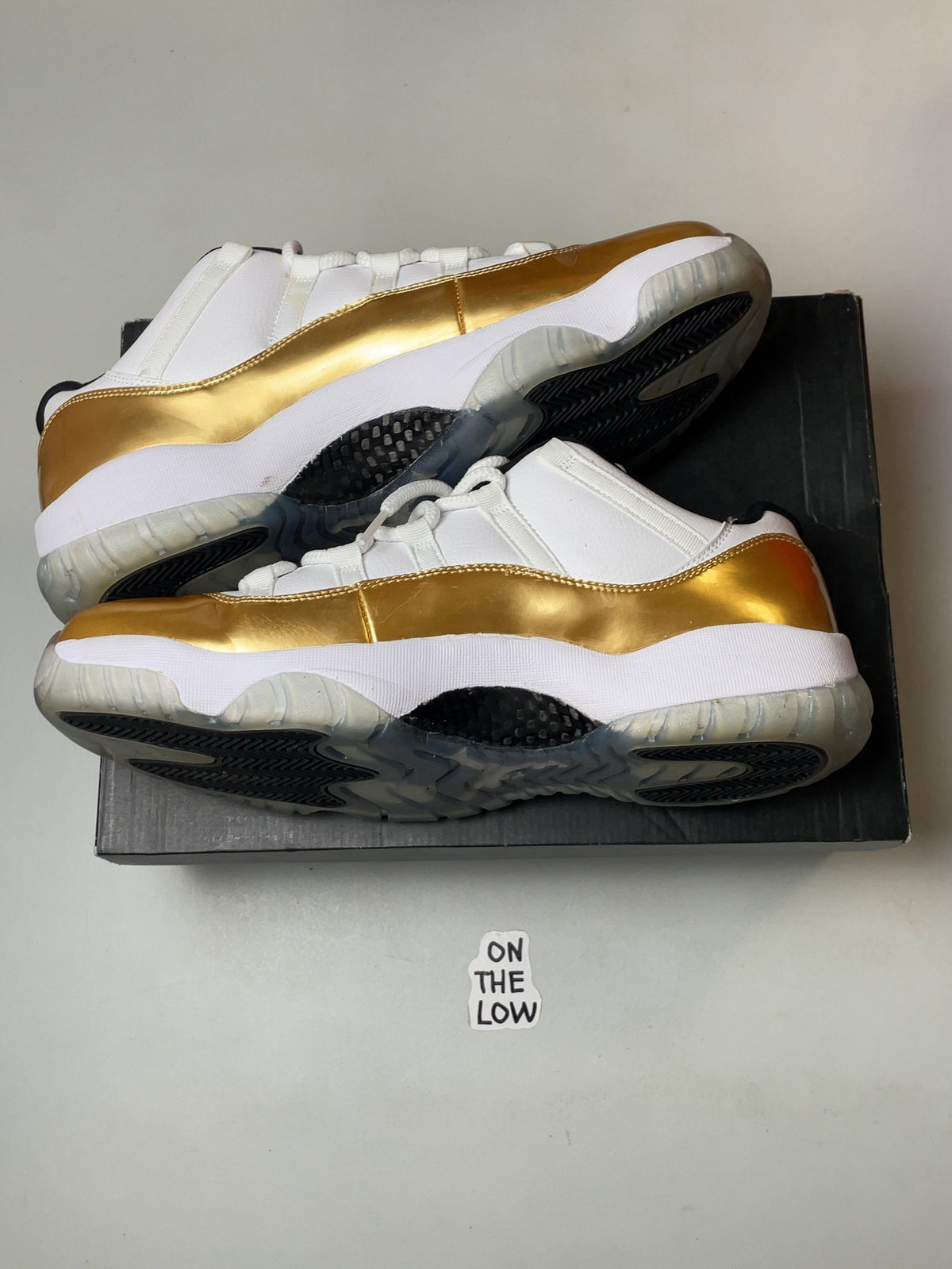 Jordan 11 Retro Low Closing Ceremony (USED)