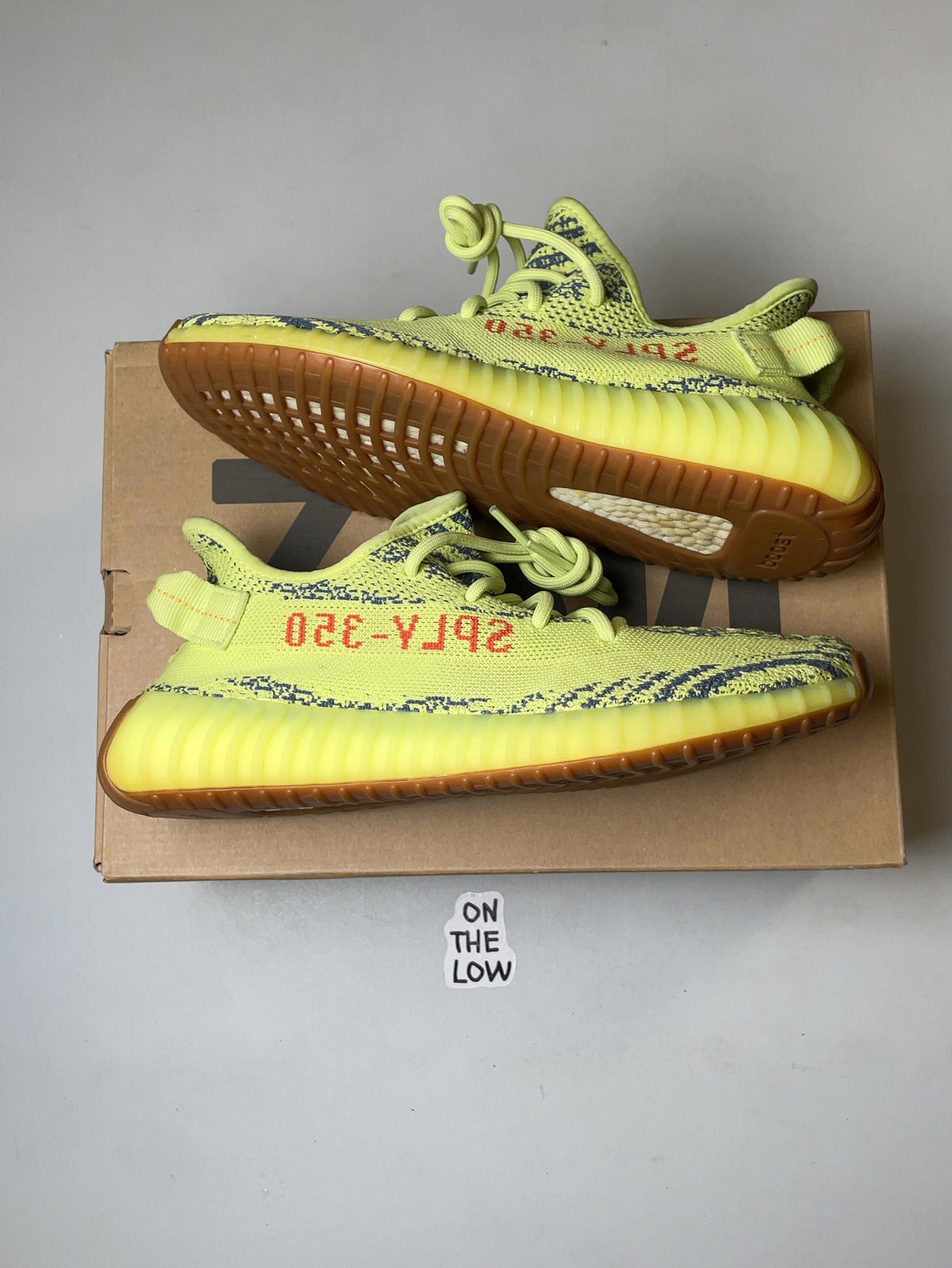 adidas Yeezy Boost 350 V2 Semi Frozen Yellow (USED)