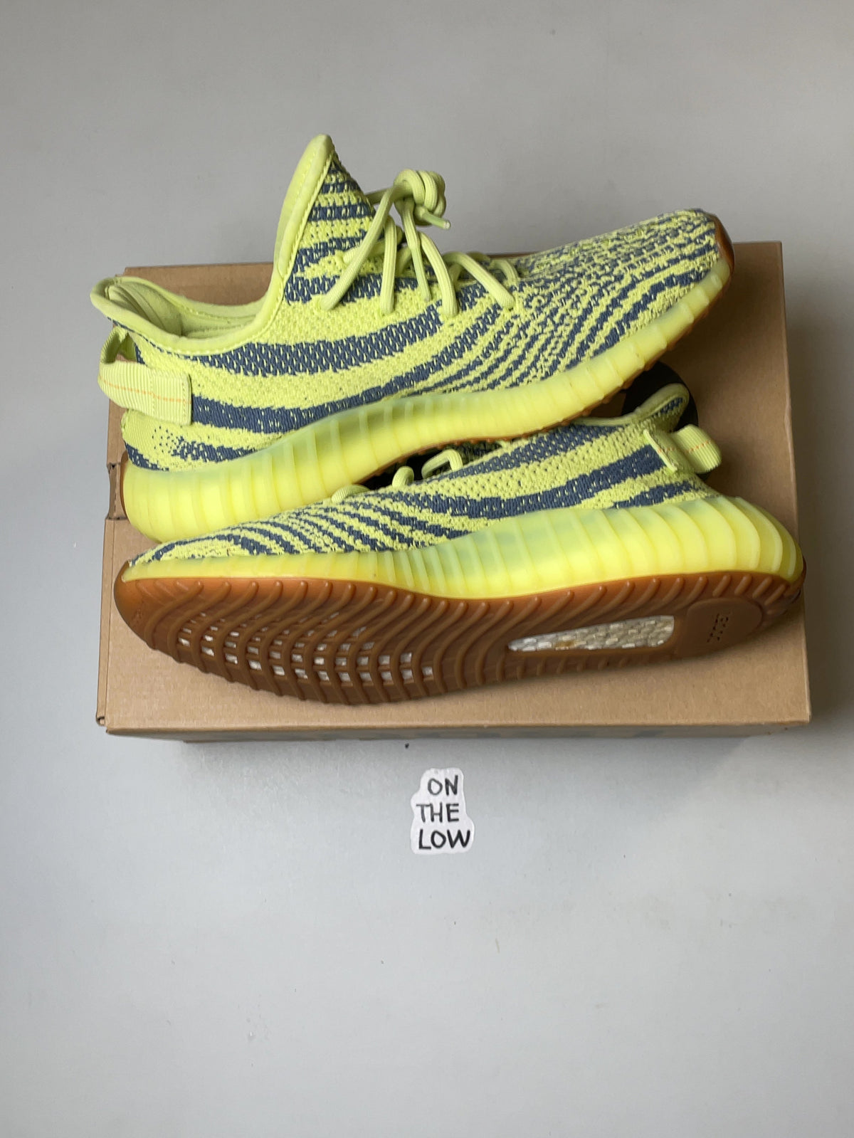 adidas Yeezy Boost 350 V2 Semi Frozen Yellow (USED)