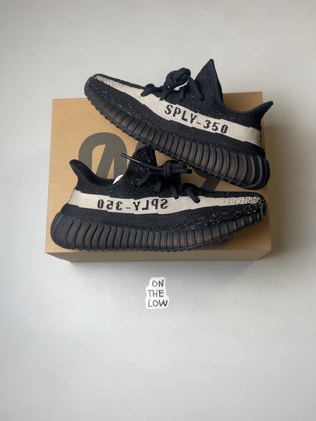 adidas Yeezy Boost 350 V2 Core Black White