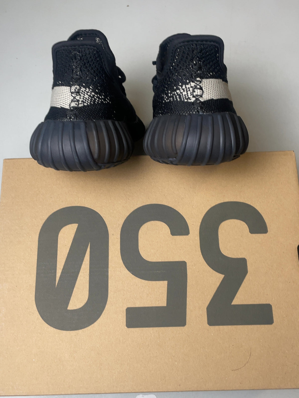adidas Yeezy Boost 350 V2 Core Black White