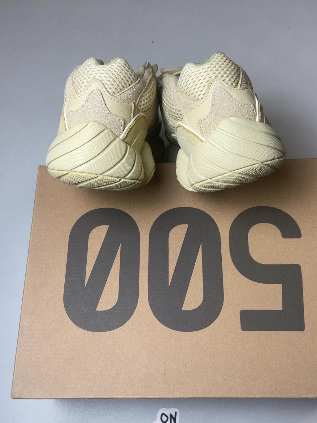 adidas Yeezy 500 Super Moon Yellow (USED)