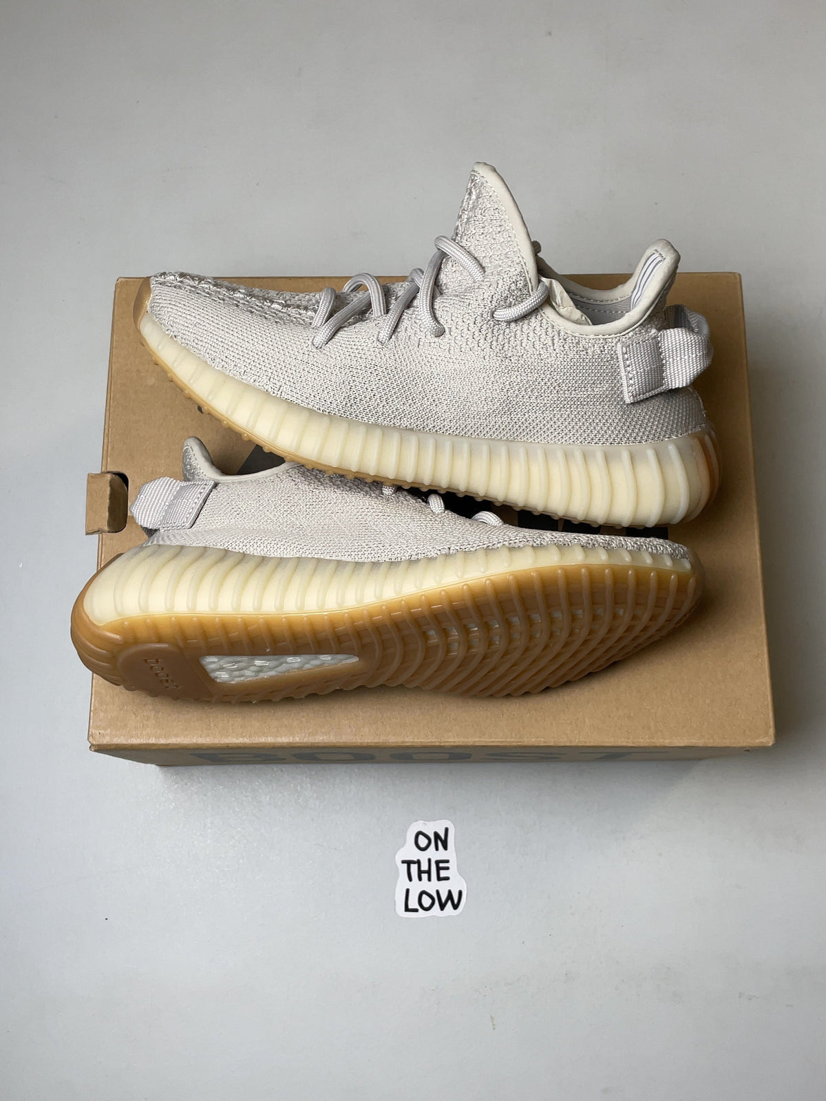 adidas Yeezy Boost 350 V2 Sesame (USED)