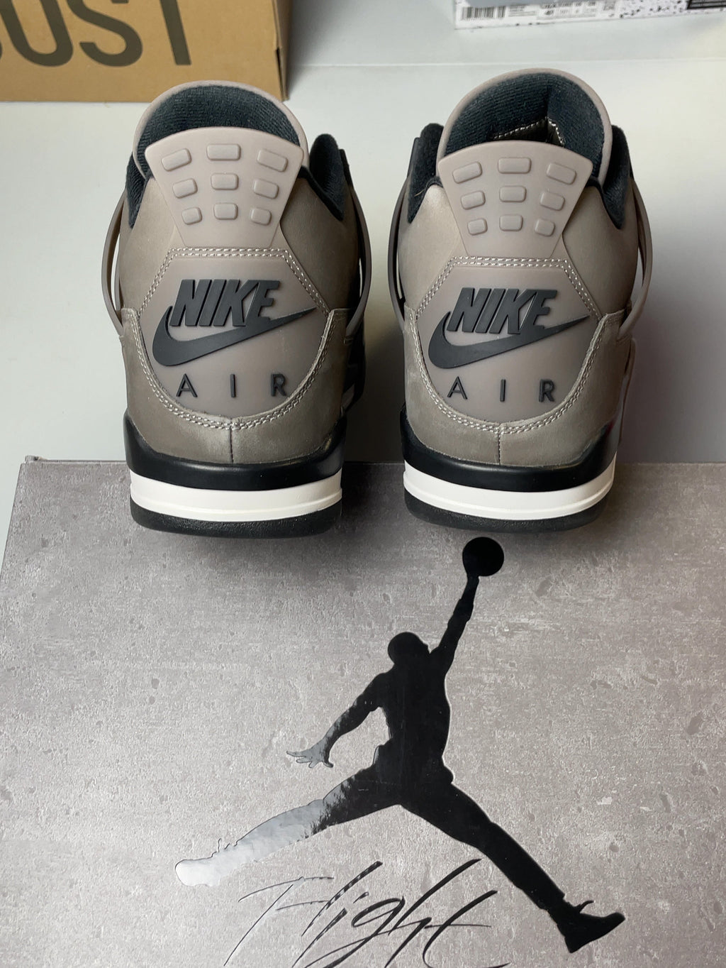 Jordan 4 Retro Cave Stone (USED)