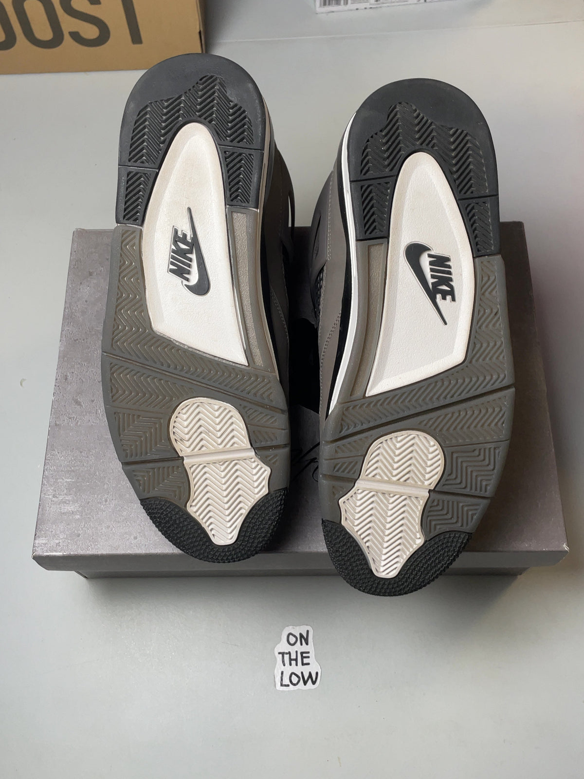 Jordan 4 Retro Cave Stone (USED)