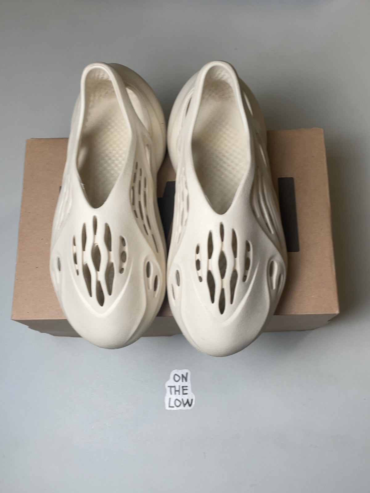 adidas Yeezy Foam RNNR Sand (USED)
