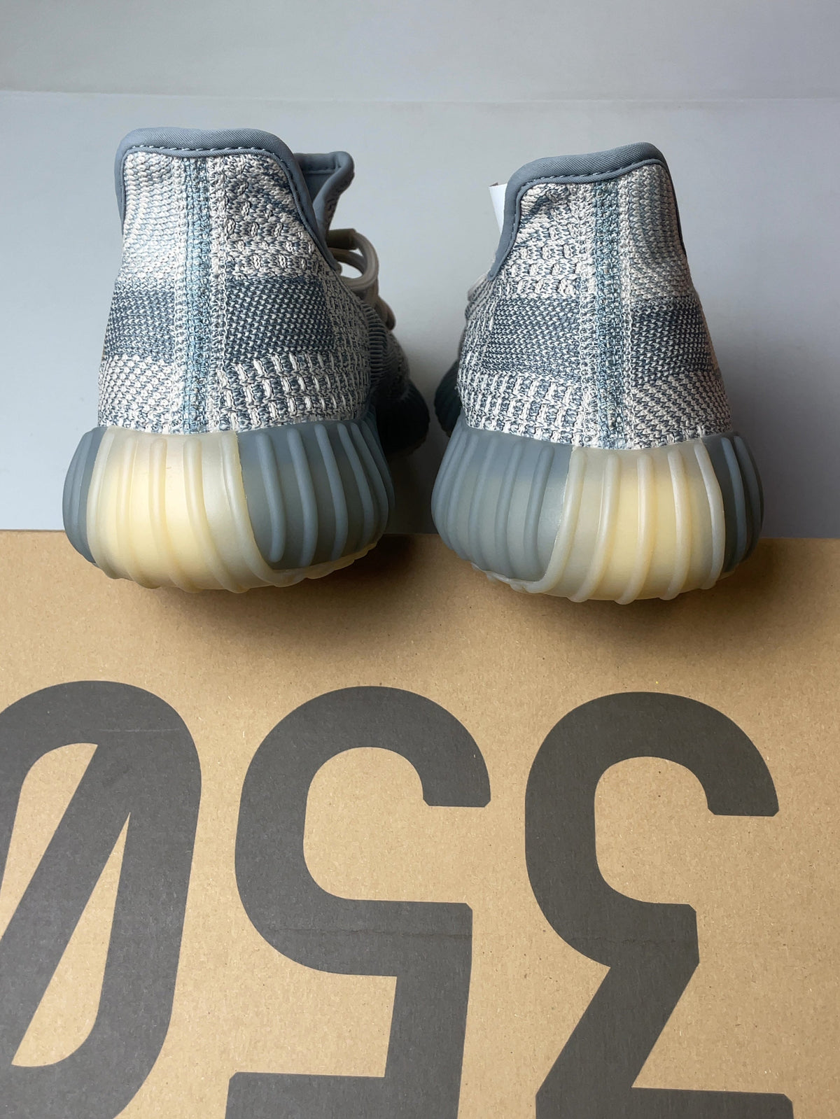 Adidas Yeezy Boost 350 V2 Israfil
