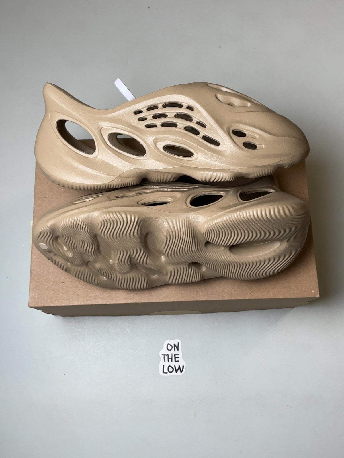 adidas Yeezy Foam RNNR Mist